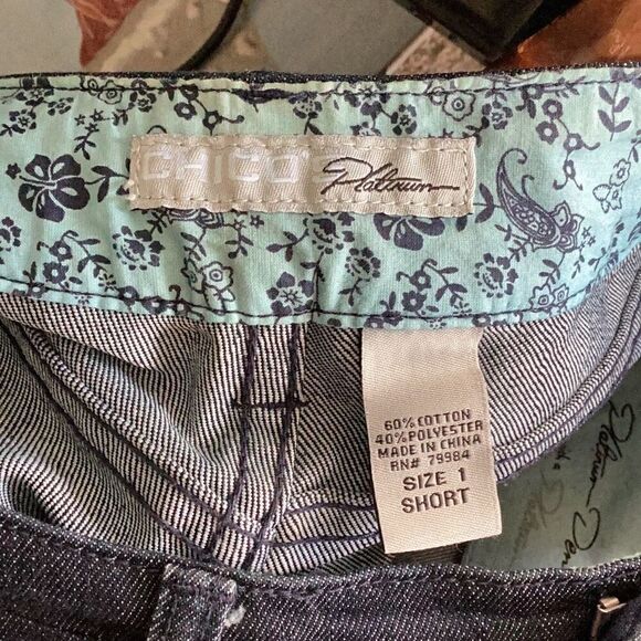 Chico’s The Platinum Trouser Jeans Women’s 1 Short Wide Leg Dark Wash Sz 8 - Picture 6 of 7